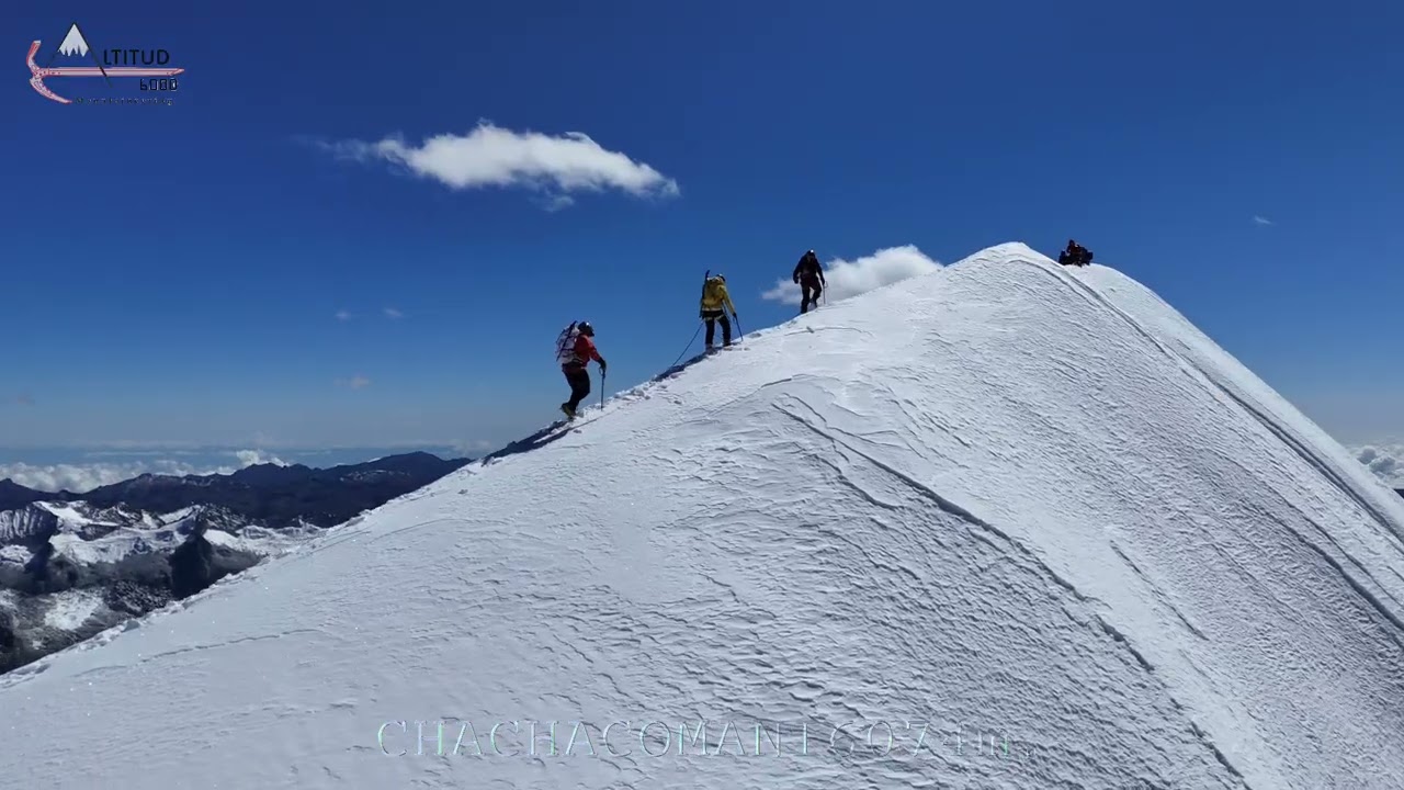 HAY MONTAÑAS QUE TODOS CONOCEN... Y OTRAS QUE GUARDAN SU MAGIA PARA QUIENES SE ATREVEN A IR MÁS ALLÁ