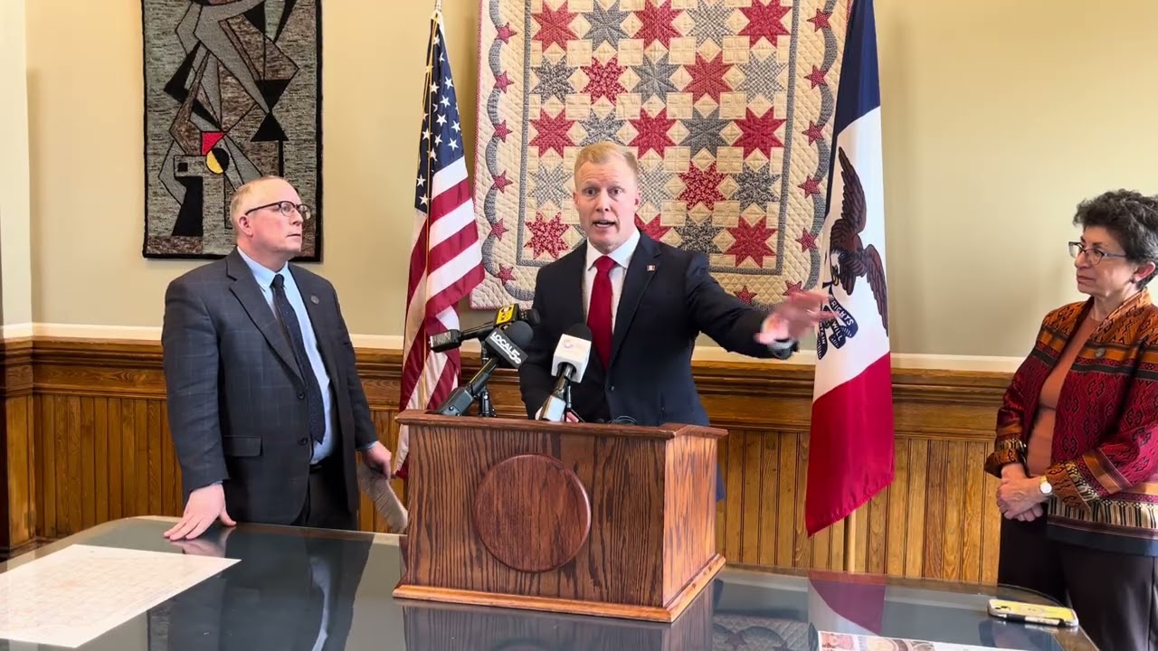 Iowa lawmaker: Safe drinking water for kids not too much to ask