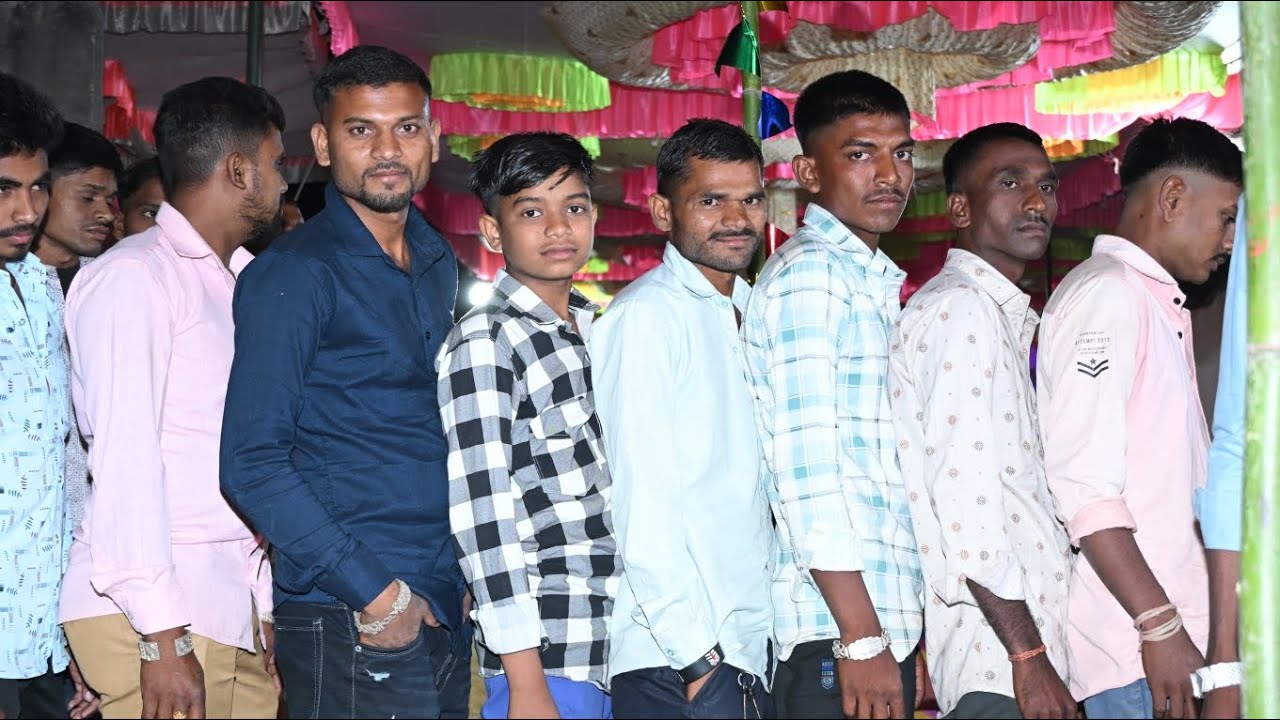 મોમેરાના ટાઈમે ફુવા ઢુકા ચોફા કરે રે લગન ગીત વિડિયો 