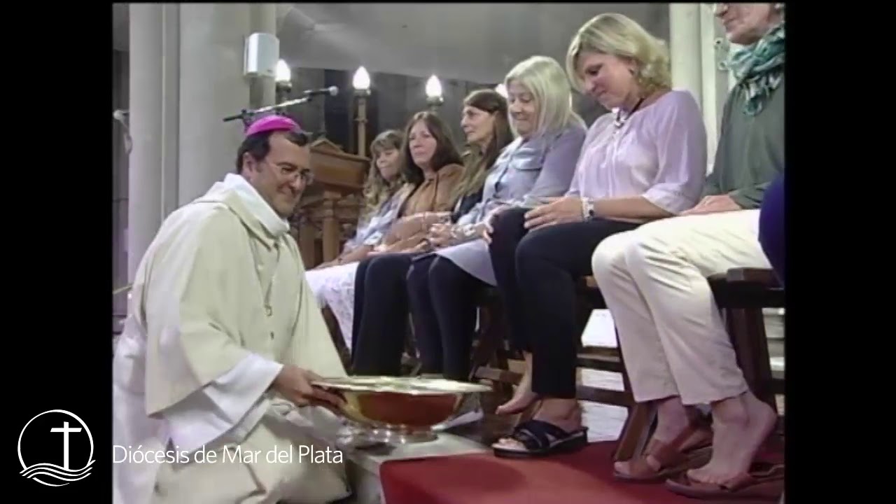 Lavatorio de pies de monseñor Gabriel Mestre | Jueves Santo