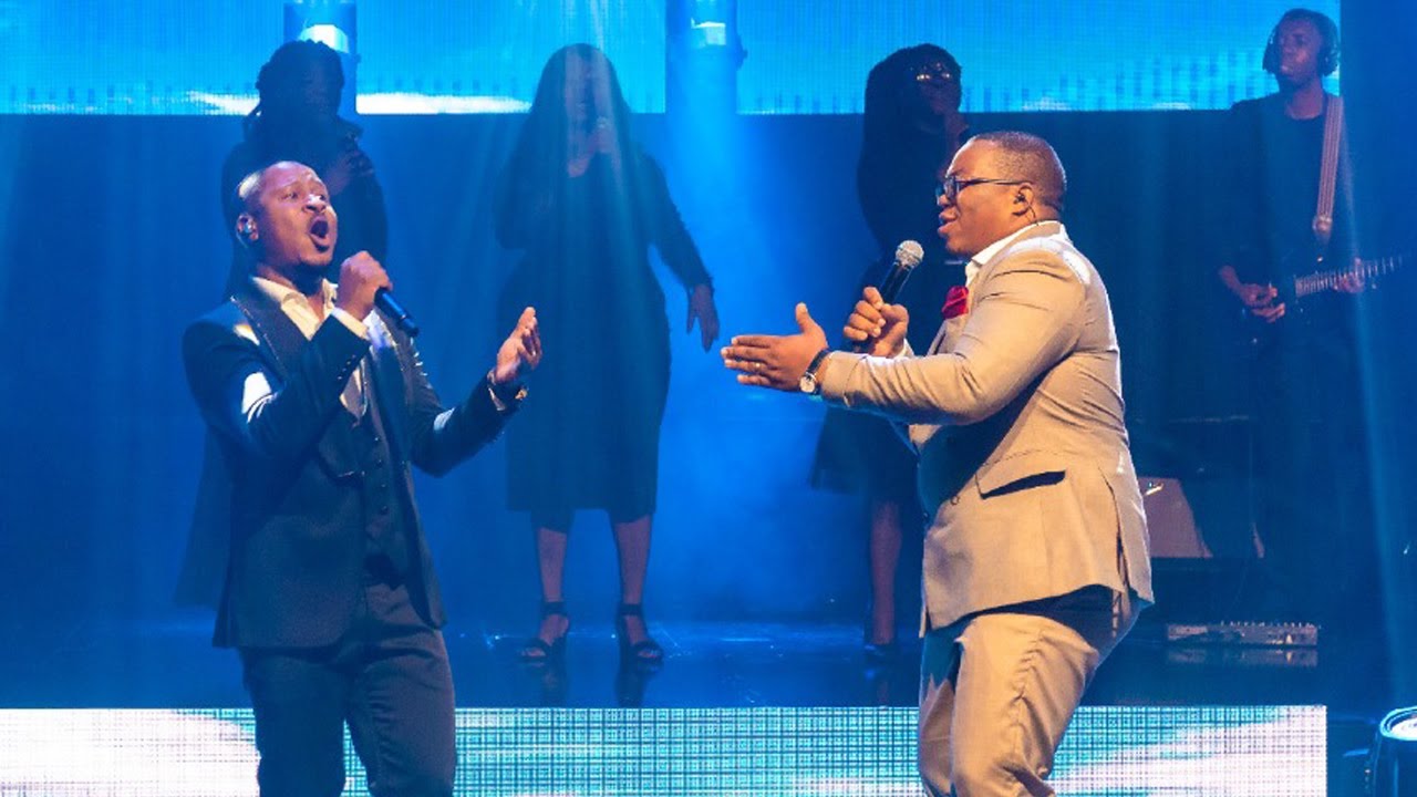 Everton Mlalazi - Pfugama Unamate (ft. Minister Michael Mahendere) [Live]