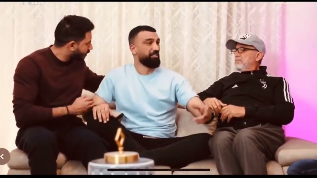صاحبك الكذاب لما يهدرز 😅