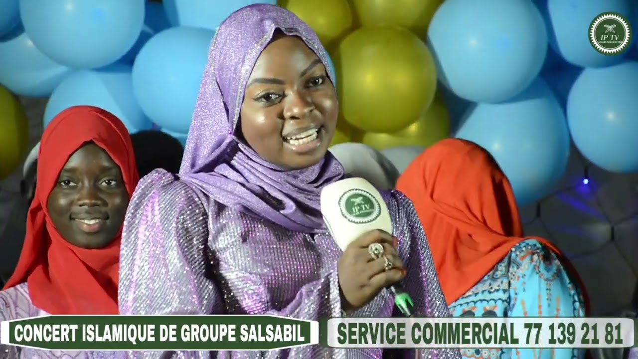 Prestation du marraine Salimata du troupe Nassiha : au Concert du groupe salsabil