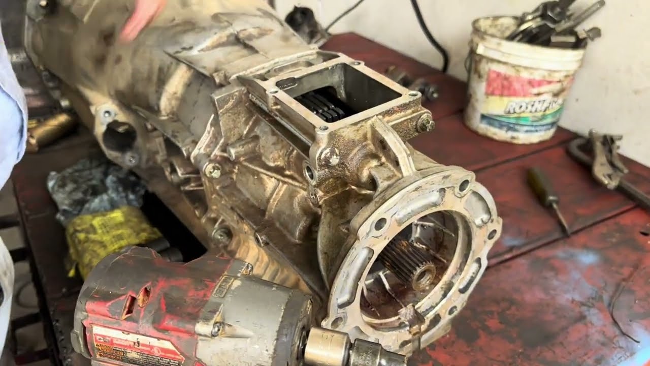 Transmisi&oacute;n de Jeep, c&oacute;mo repararla #mecanica #jeep