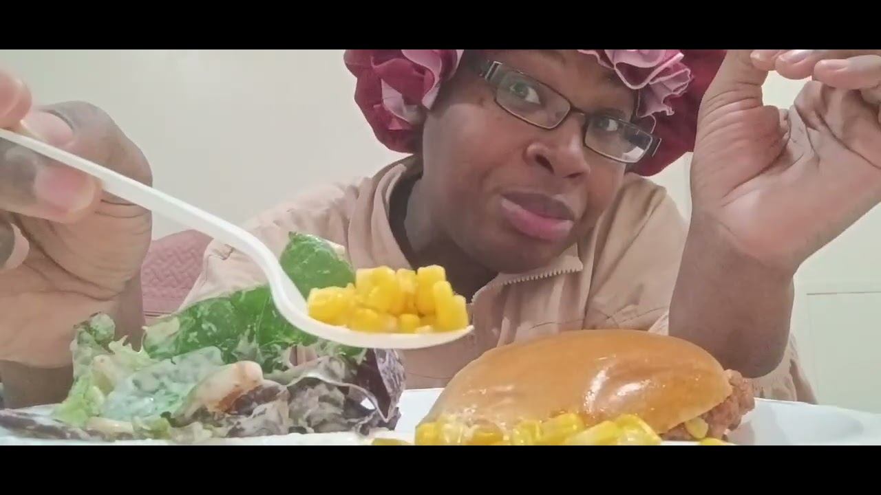 SloppyJoe, Salad, &Corn | Eat W Me (No Talking)