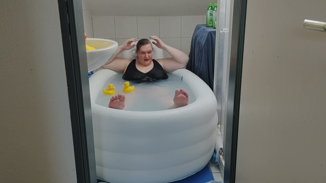 BADEWANNE AUFBLASBAR (3) BADESPASS PUR IN DER WANNE