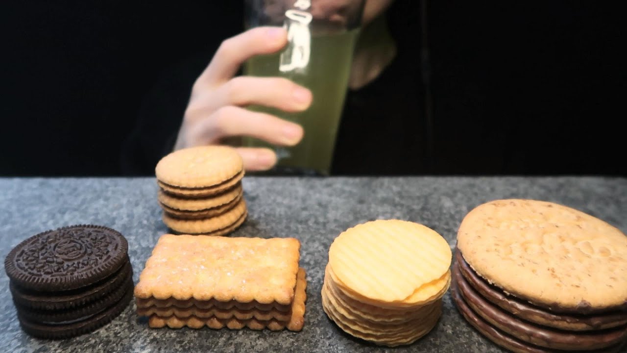 ASMR Korean Snacks Mukbang ✨ 다이제 · 빠다코코넛 · 땅콩샌드 · 예감 · 오레오 Crunchy Eating Sounds