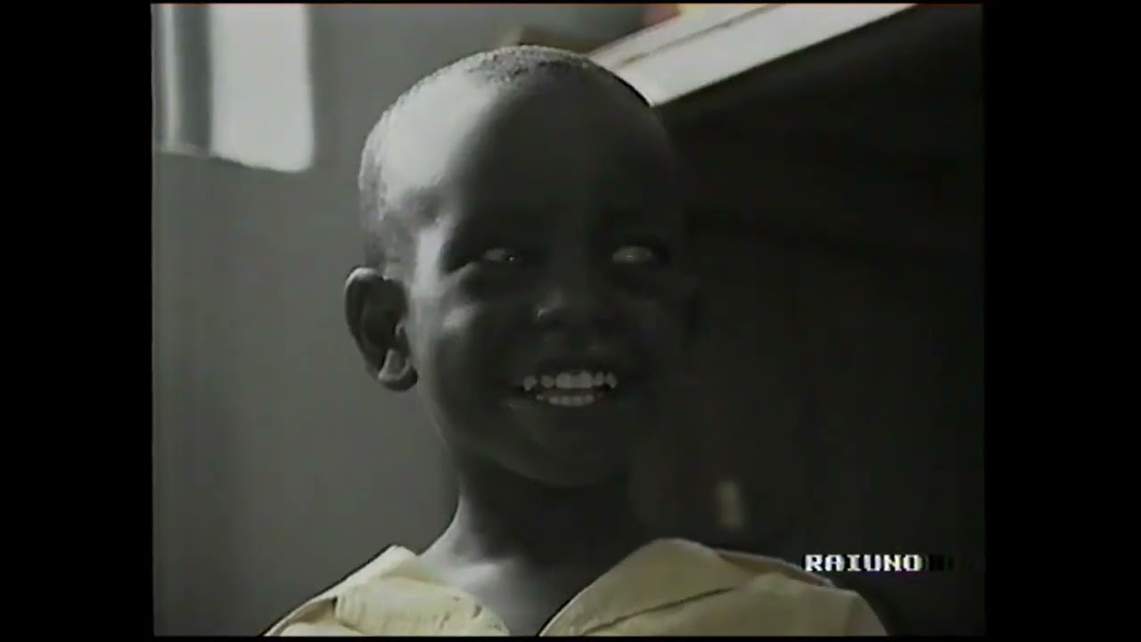spot pubblicità annunciatrice telegiornale "balla coi lupi" tg1 rai1 raiuno 1 marzo 1993