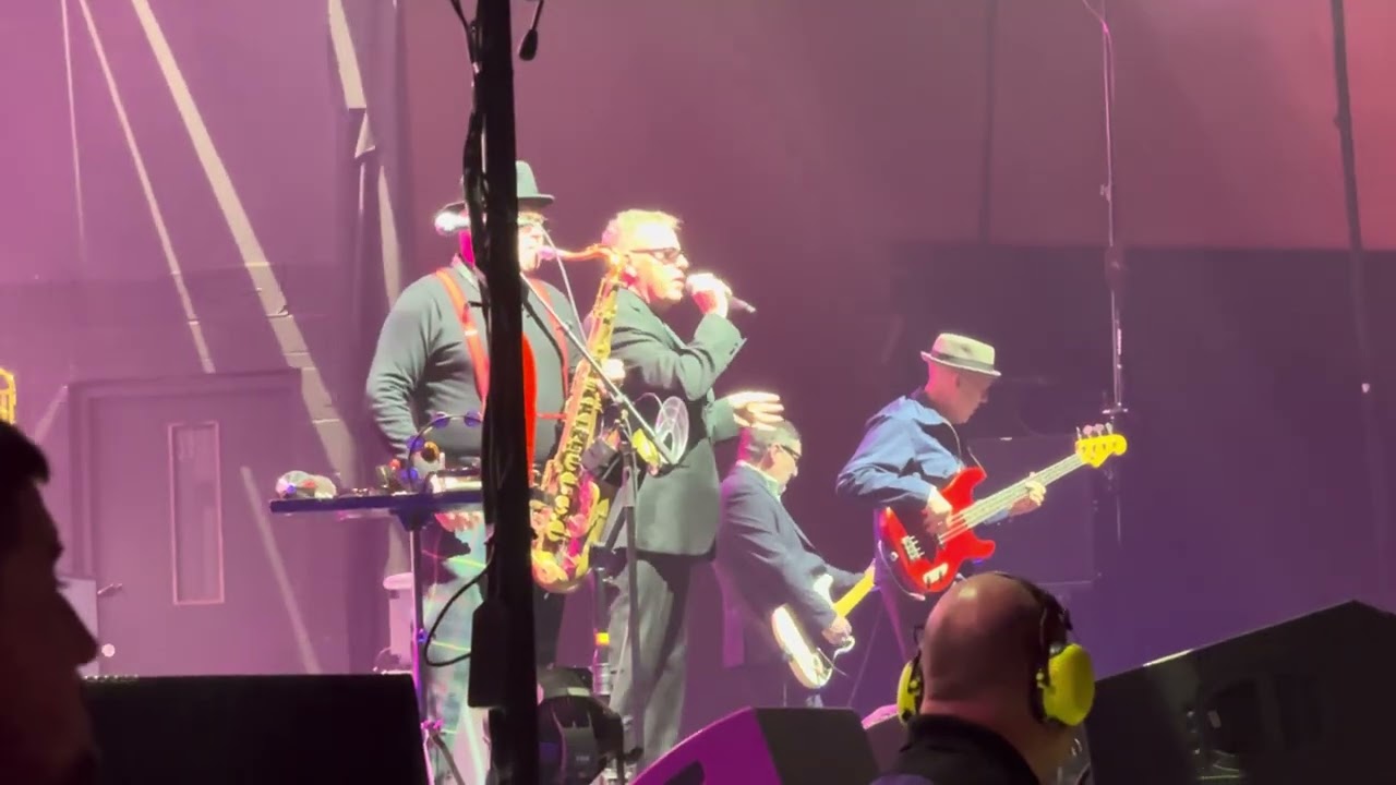 Madness - My Girl - BIC Bournemouth - 16th December 2025
