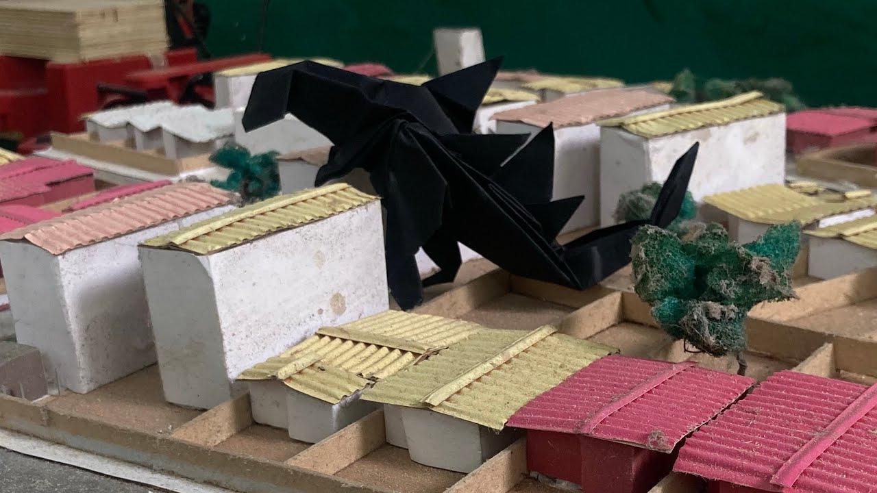 Origami Godzilla // Nível difícil