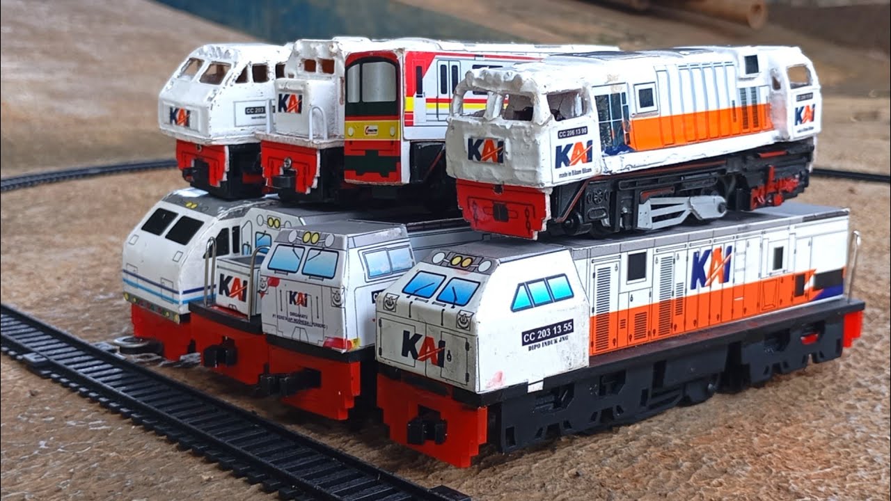 Menemukan mainan kereta api wnb,kereta api krl,kereta api kai cc206,kereta api kai cc203
