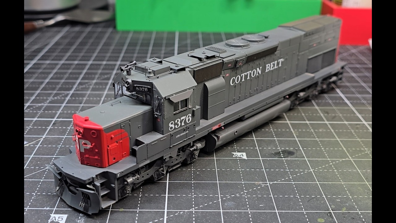 Переделка модели Athearn RTR Prime для двигателя Grime Tunnel Motor SP 8314 с DCC и звуком под мо...