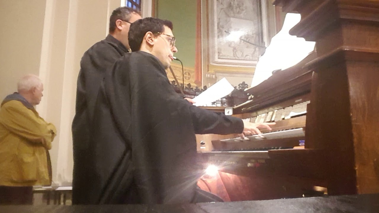 IL TUO POPOLO È IN CAMMINO