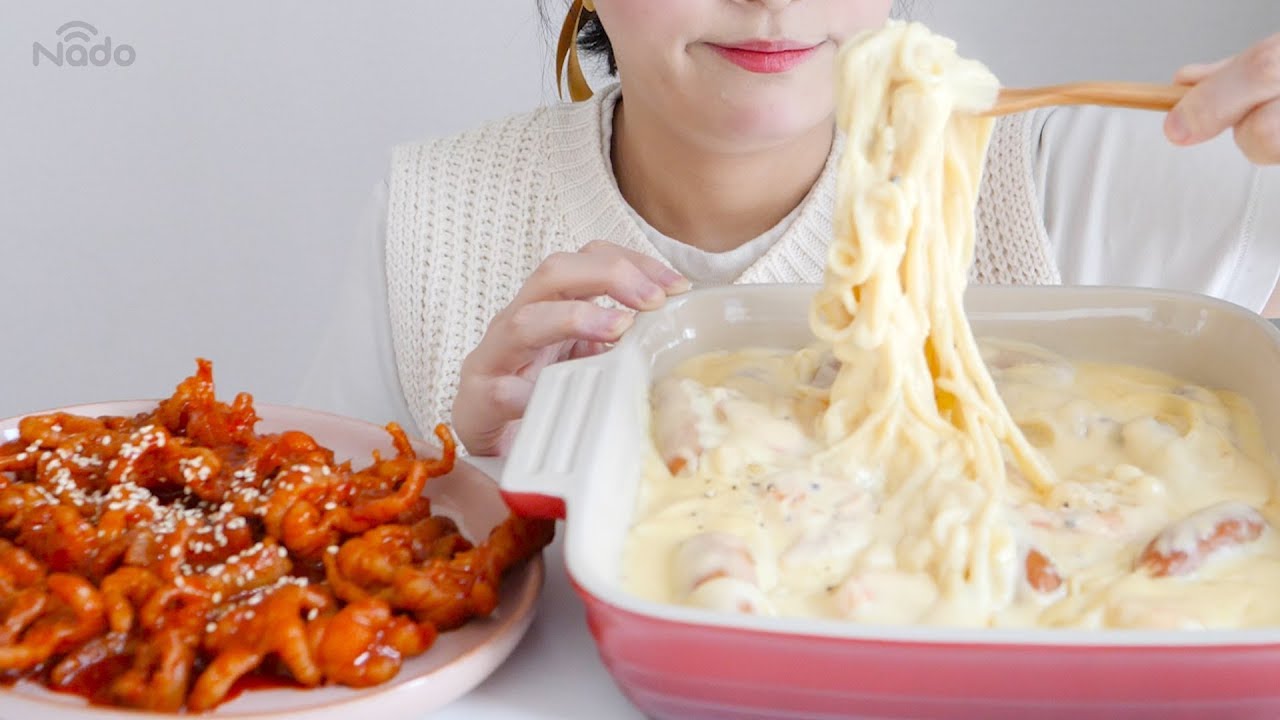 Пикантные куриные ножки и сырная паста ASMR _ настоящий звук еды в стиле mukbang
