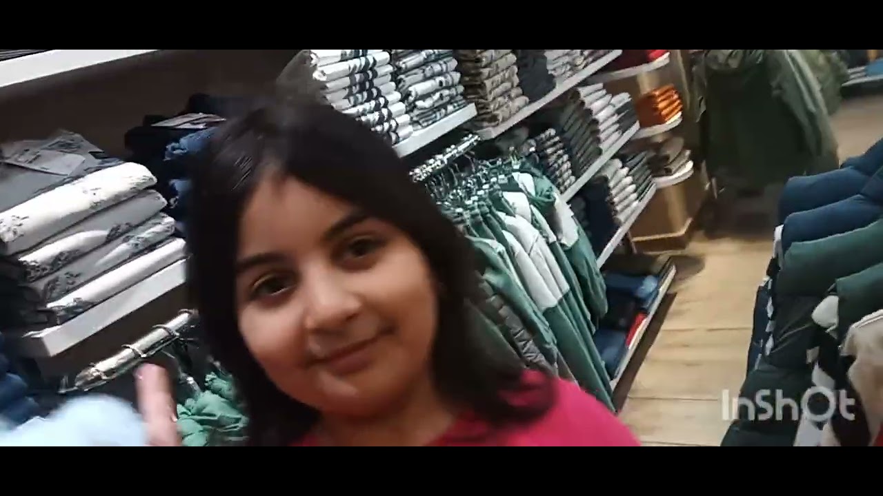 جولة في   mall s'occo alto . وملابس العيد 