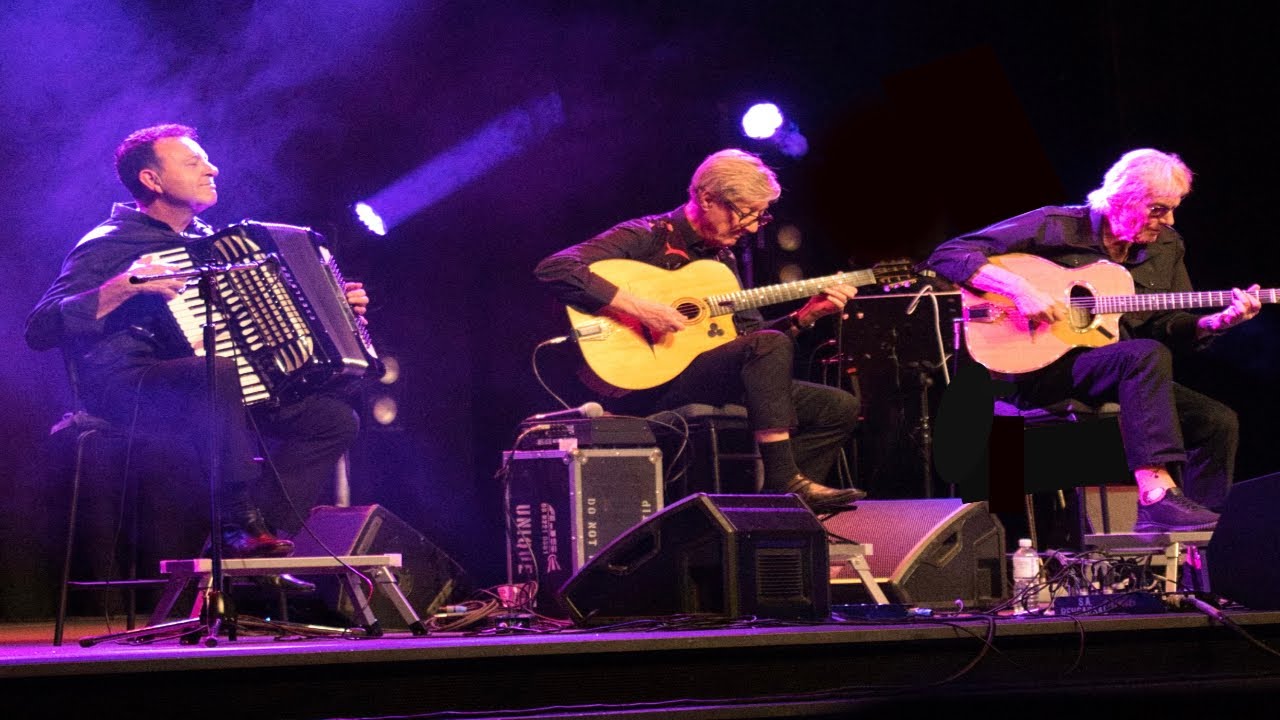 It Don't Mean A Thing (If It Ain't Got That Swing) - ft. Hank Marvin, Nunzio Mondia and Gary Taylor