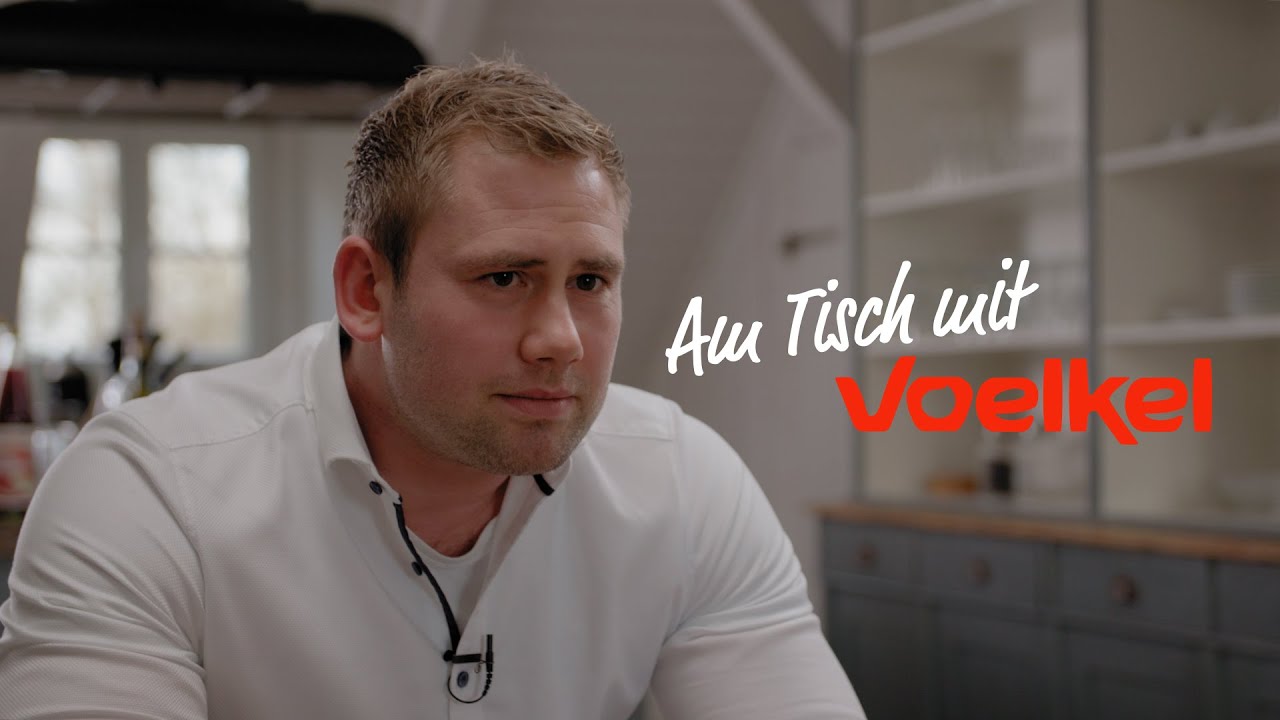 Am Tisch mit Jacob Voelkel | Gesch&auml;ftsf&uuml;hrer Produktion & Technik