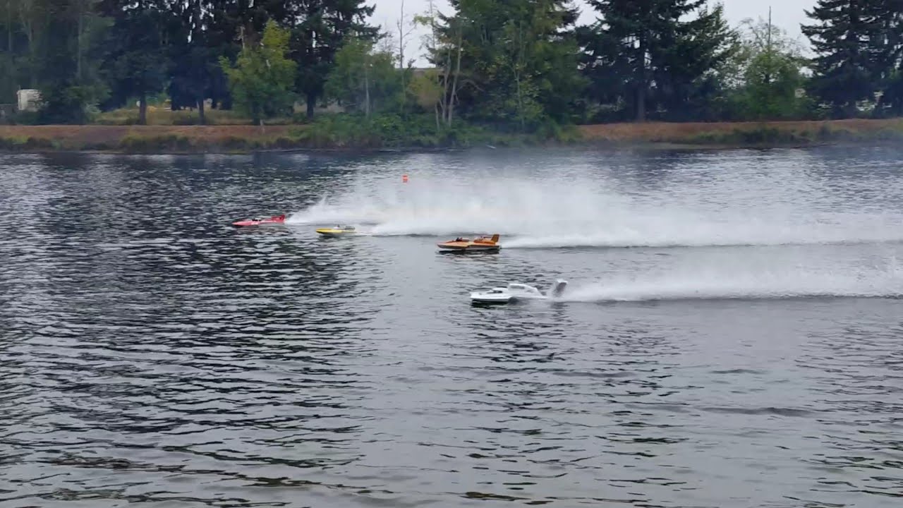 RC Hydroplane Racing - UNW first consolation race