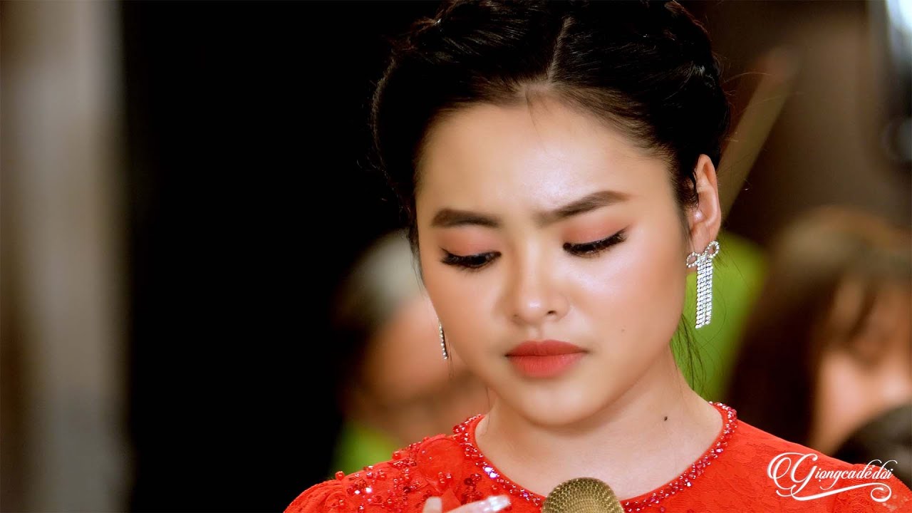 Vẫy Tay Chào & Xin Đừng Yêu Tôi - Thu Hường