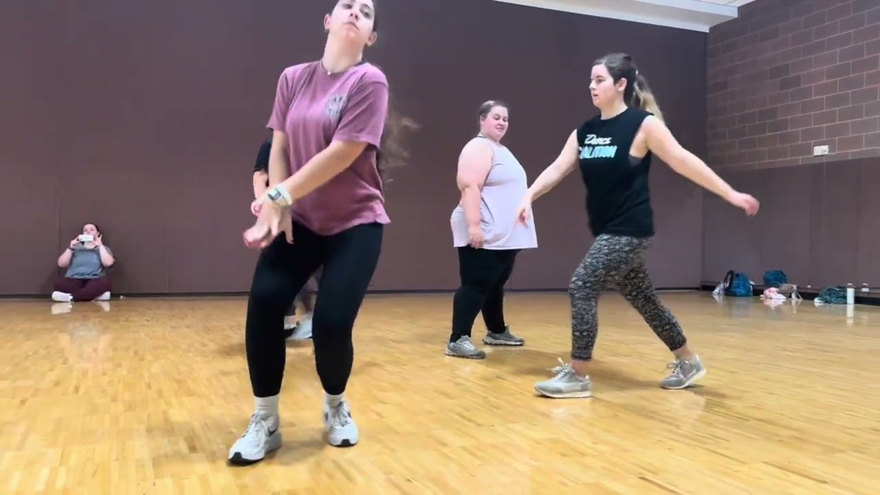 buy me diamonds - Choreographed by Vera Roberts