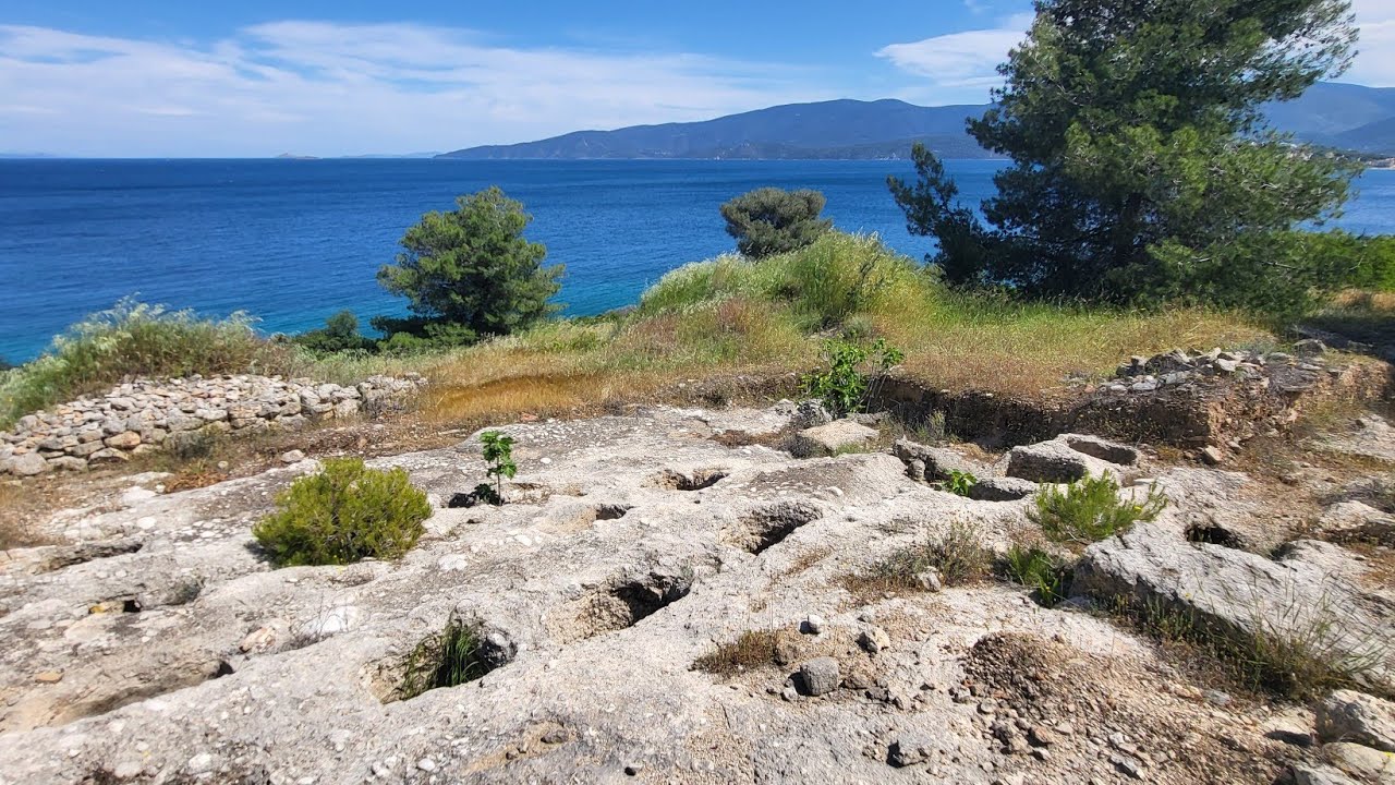 Το ρωμαϊκό νεκροταφείο των Κεγχρεών - Roman cemetery of Cenchrea (Kechries)