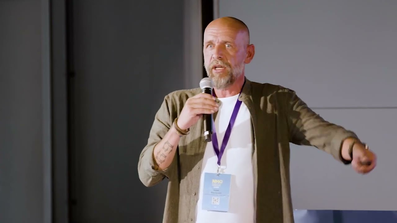 Holger Stanislawski als Redner bei der Redneragentur Premium Speakers buchen.