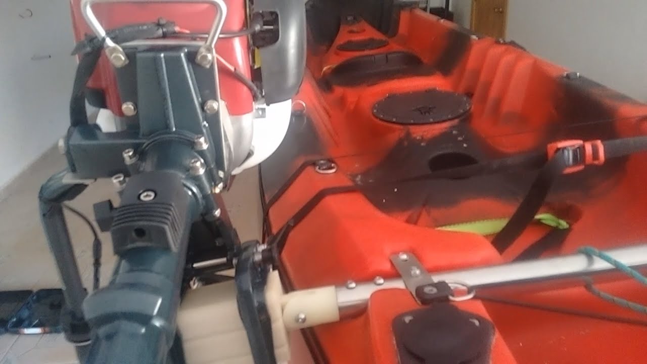 Kayak .Instalación pequeño motor.