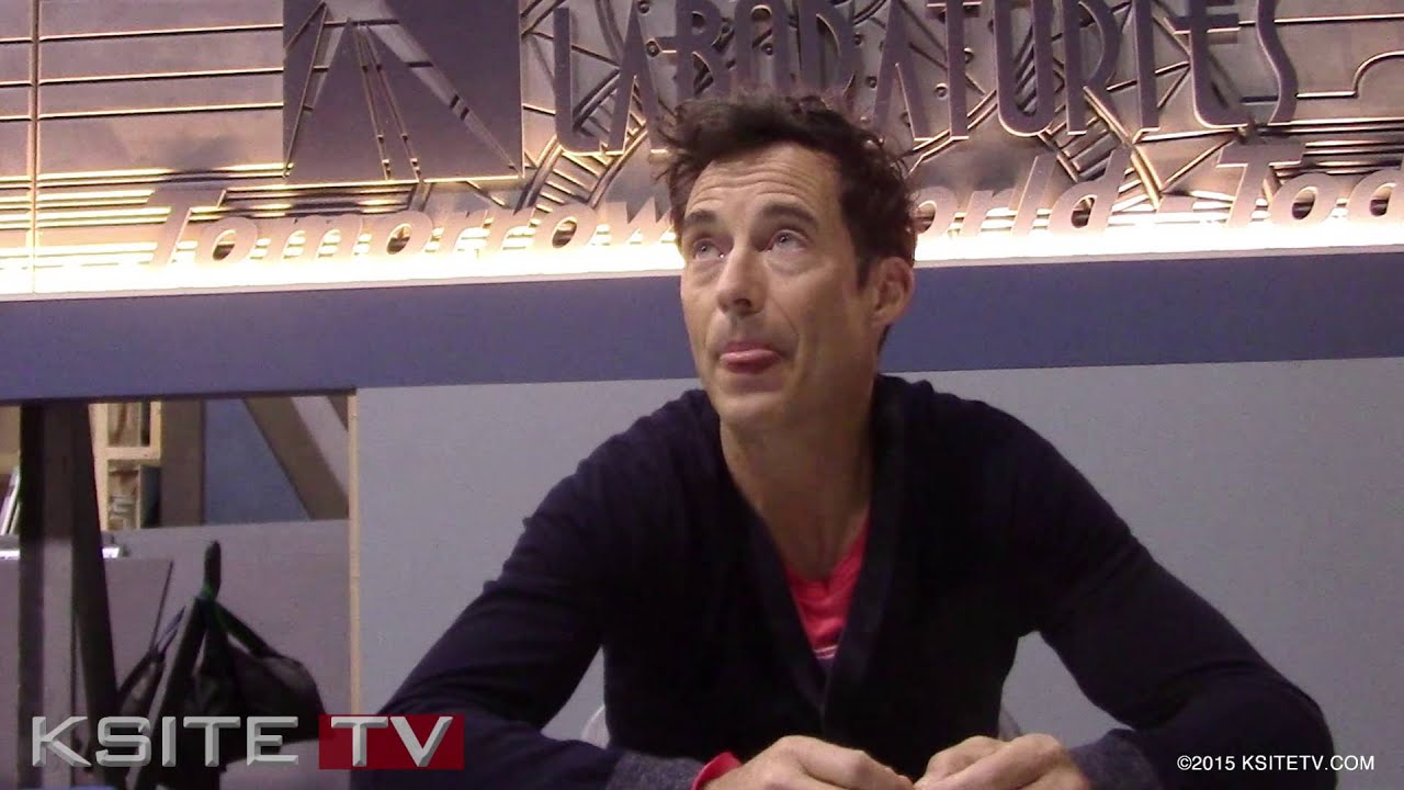 The Flash on Set: Tom Cavanagh on Season 2