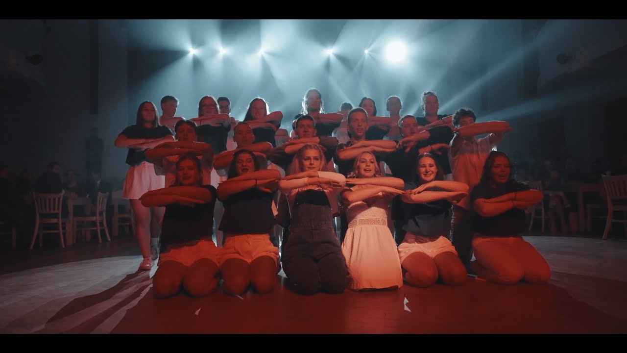 Gymnázium a SOŠ Plasy 4.AO |TIMECODE SCÉNOGRAFIE|X EVENTS
