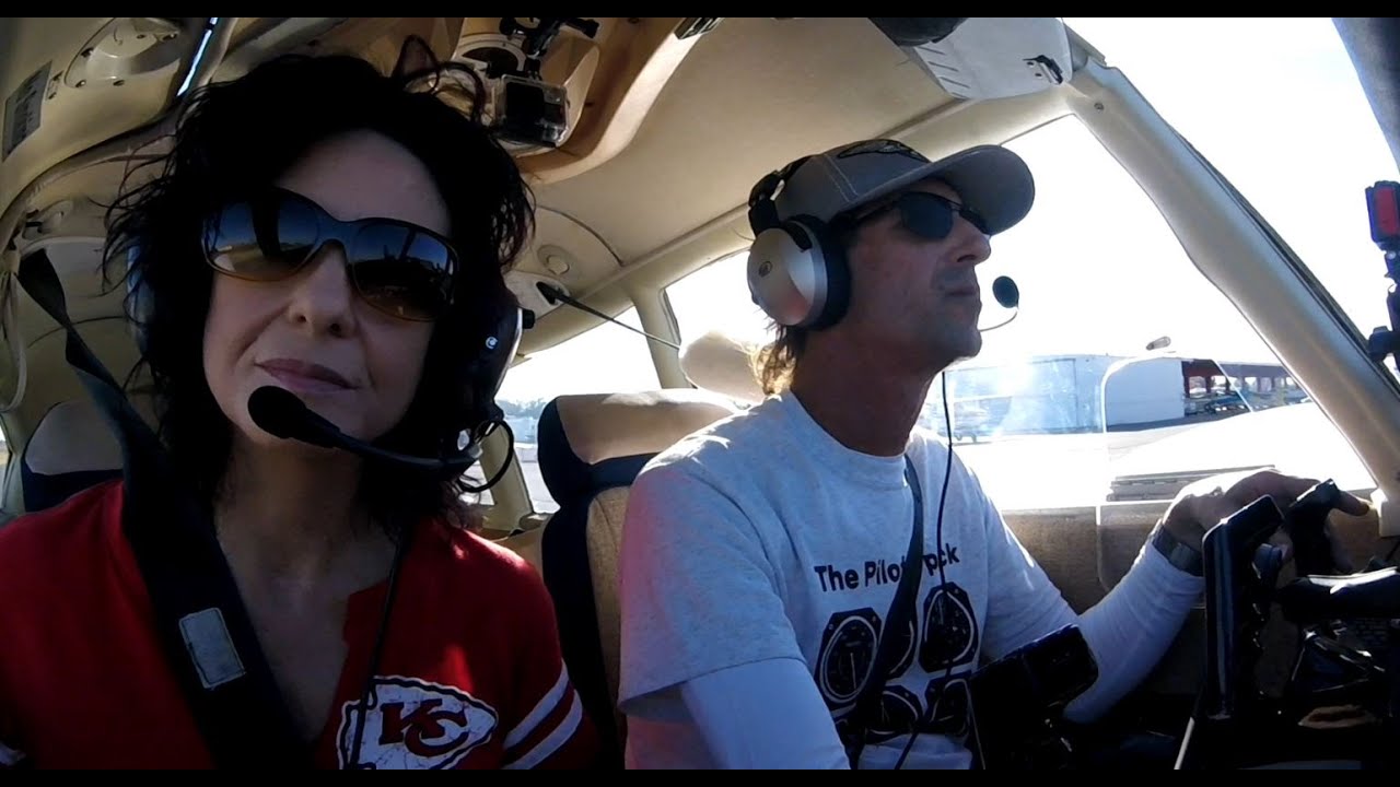 Flight from Deer Valley Airport to Stellar Airpark via the Phoenix Class Bravo transition.