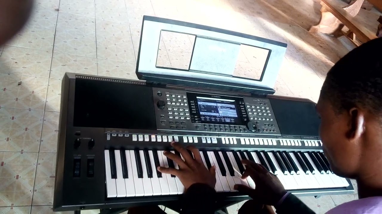 NI NANI HAWA?,Watembeao Kwa Furaha By Deo Kalolela Performed in Bb By Organist James