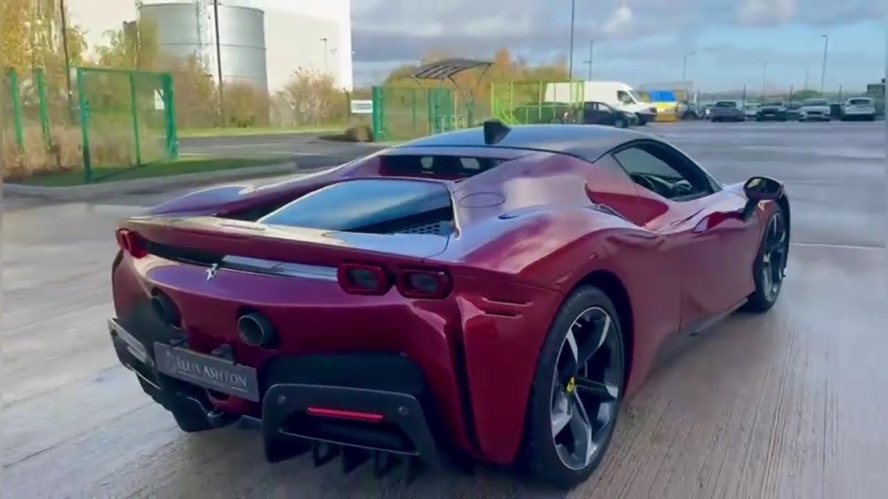 FERRARI SF90 STRADALECoupe 4.0 T V8 7.9kWh (2021/21)