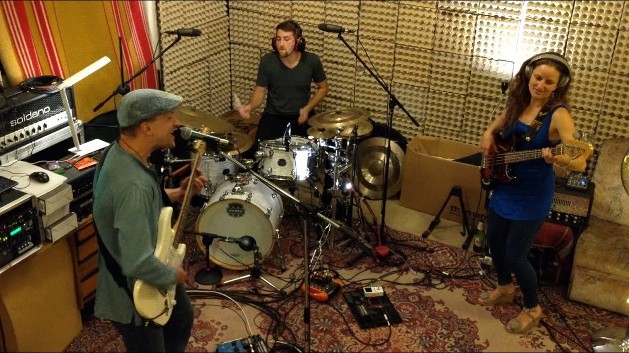 Yogi McFly &ndash; Zlatej pad&aacute;k (YogiFunkLab Sessions)