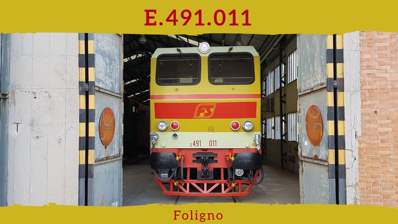 E.491.011 in sosta nell'hub di Fondazione FS a Foligno