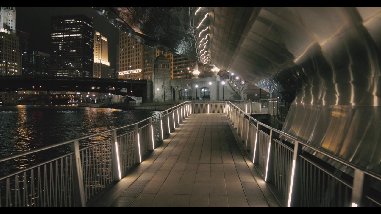 Canon 5D Mark IV on the Zhiyun Crane