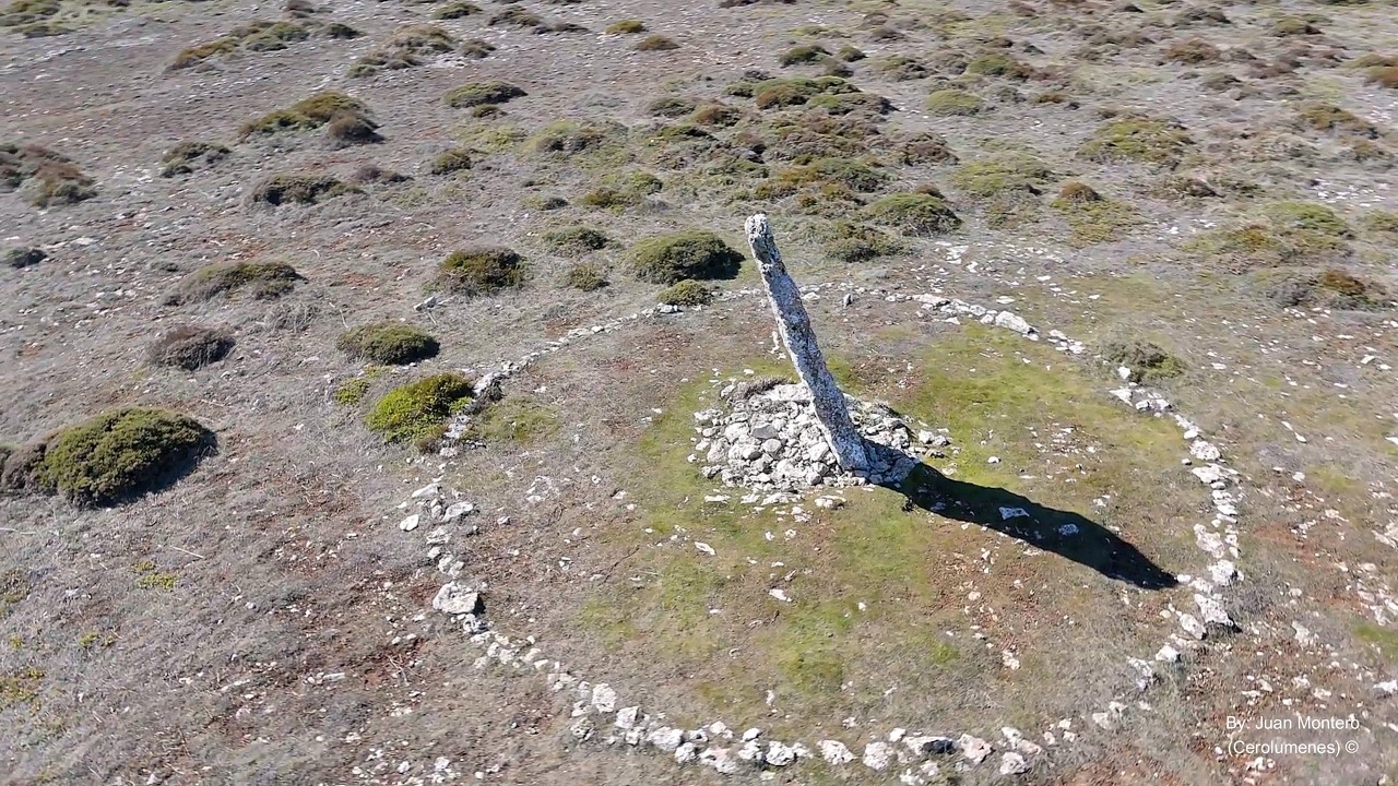 MENHIR DE CANTO HITO (Palencia)
