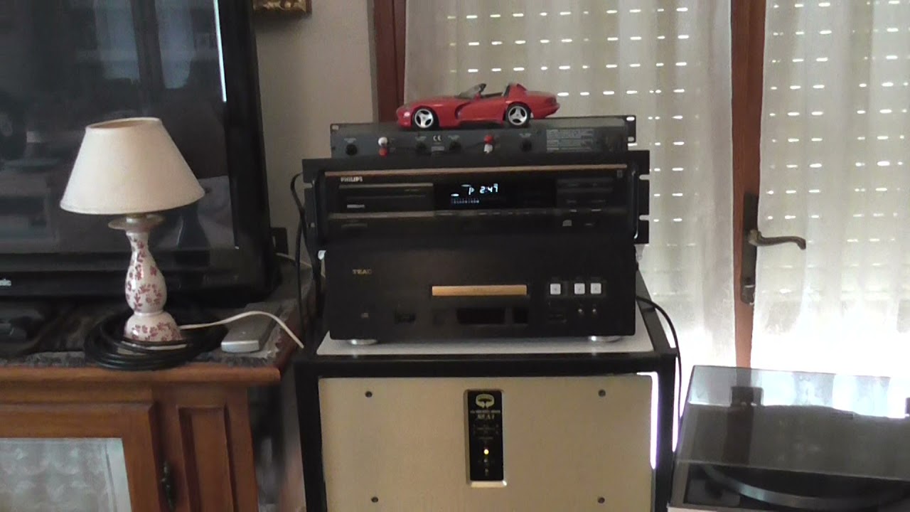 Lettore CD2 600 Philips anni 80, ma ancora temibile concorrente