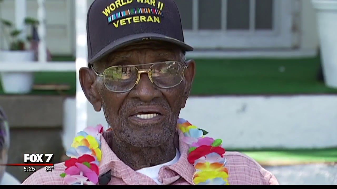 Austin's Richard Overton, nation's oldest veteran, celebrates 110th birthday