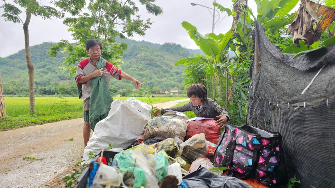 A Lucky Day Picking Up Cans and Bottles from a Huge Garbage Dump for a Homeless Orphan Boy