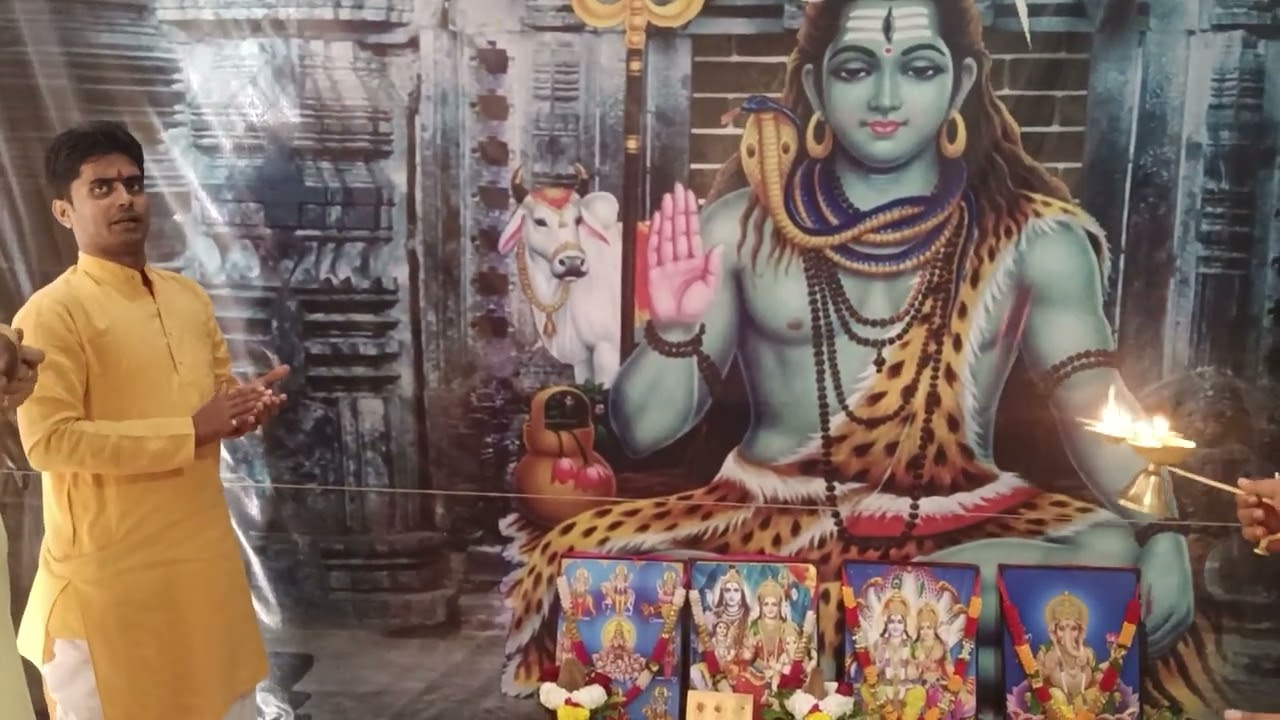 Divine Marathi Aarti of Ganesh and Durga Ji Lord Shankar by Scholar Vedic Brahmins