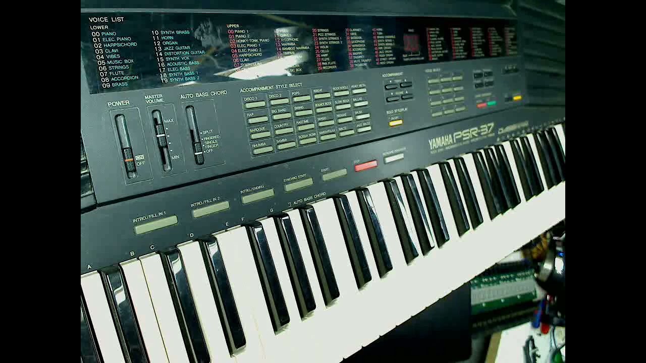 YAMAHA PSR - 37 (DEMO song)