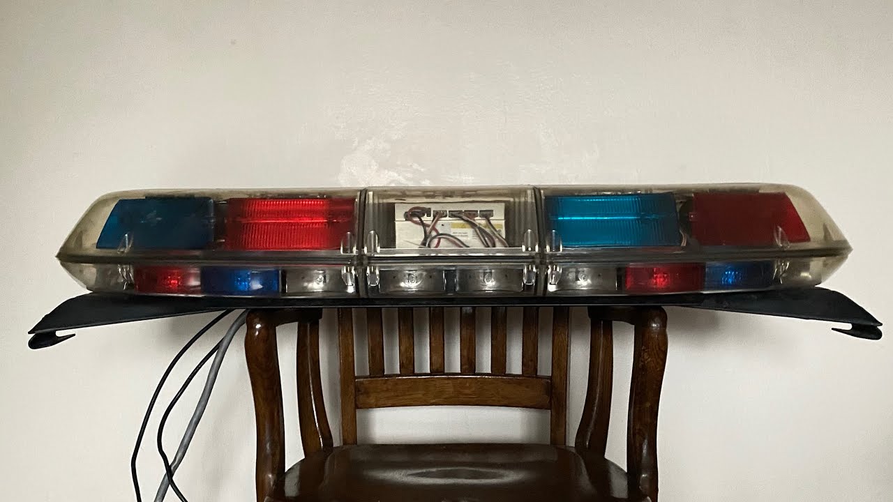 Federal Signal Vista Strobe Lightbar
