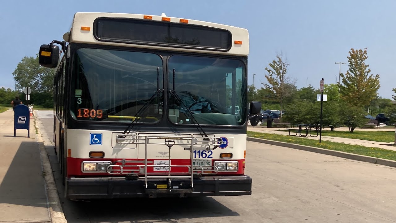 CTA Bus 106 East 103rd From Olive Harvey College To 95th Red Line CTA New Flyer D40LF 2006 #1162