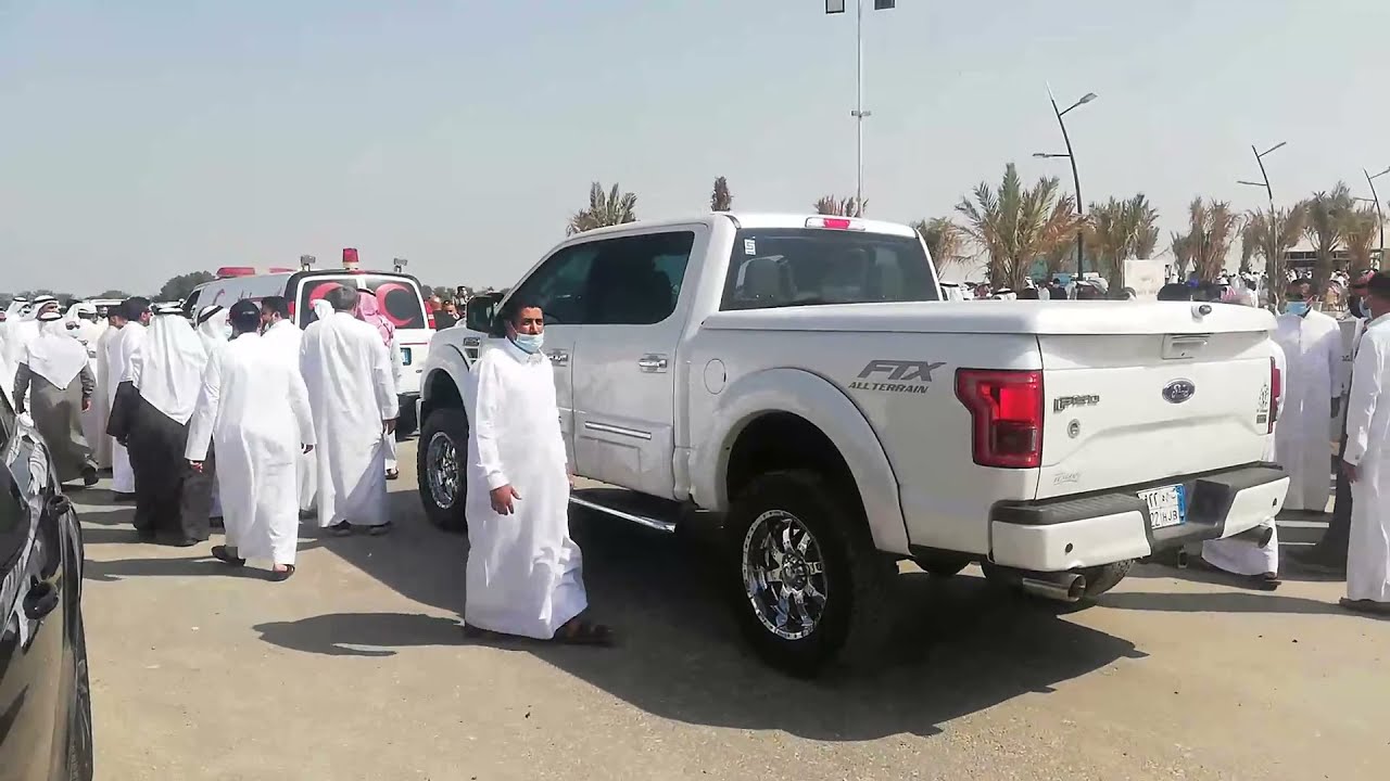 التشييع المهيب لرجل الاعمال / الحاج غسان عبدالله النمر - ابو مصطفى - ٢٤/٢/٢٠٢٢ - مقبرة الشهداء