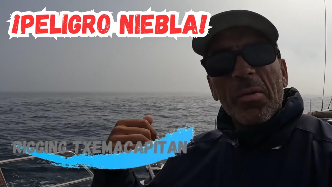 Navegando a vela  en la niebla