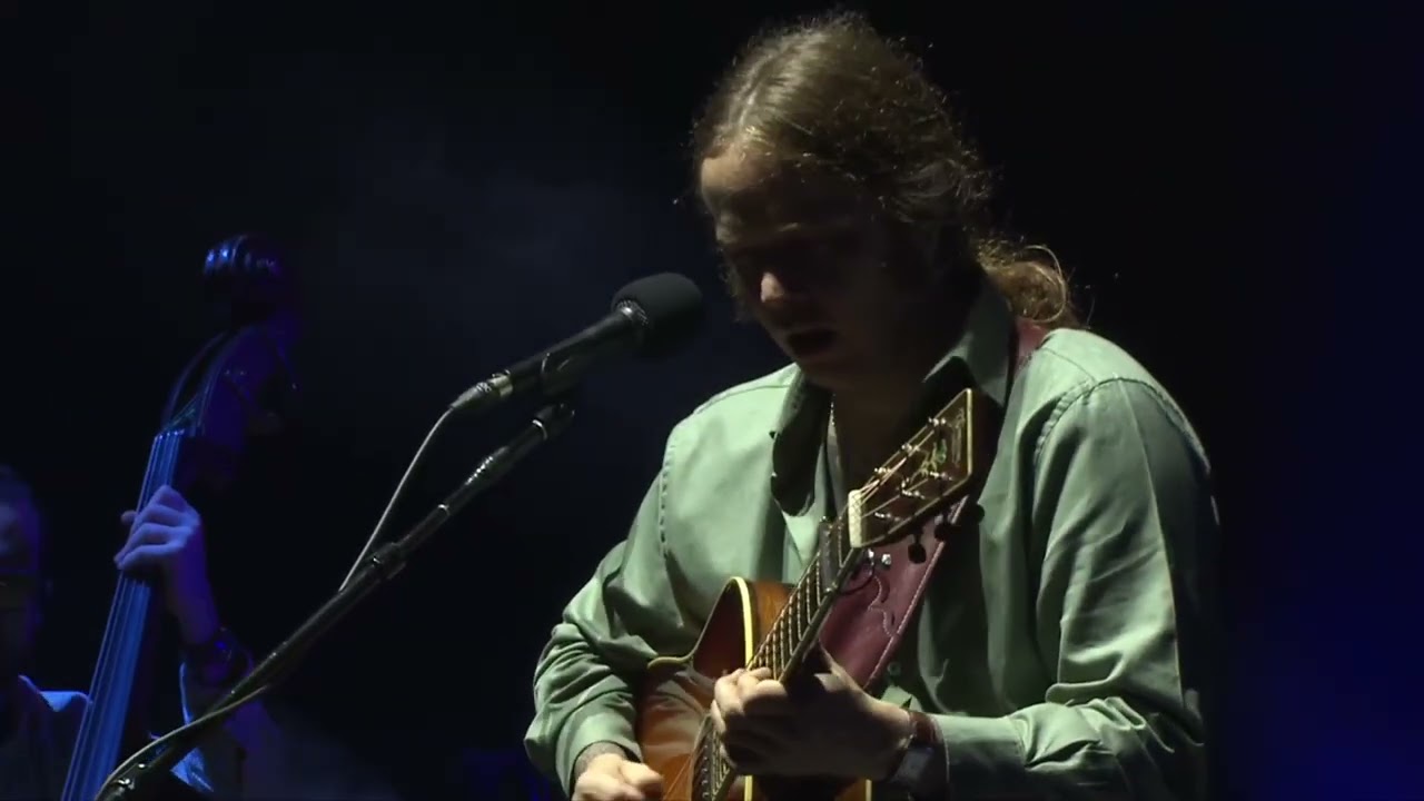 Away From the Mire - Billy Strings - CFG Bank, Baltimore - 11/01/25