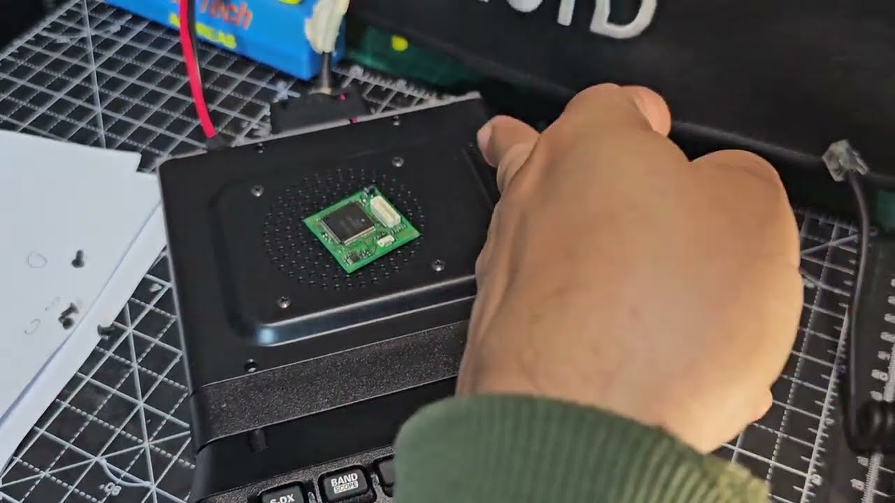 Yaesu FTM150 -  Install Voice Guide unit