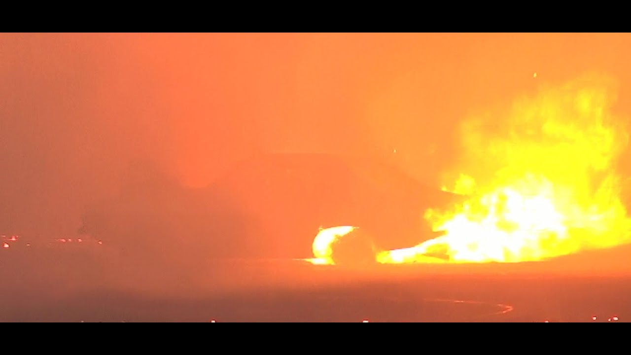 FUKYEA MASSIVE TYRE FIRE BRASHERNATS SYDNEY BURNOUT FINALS 2016