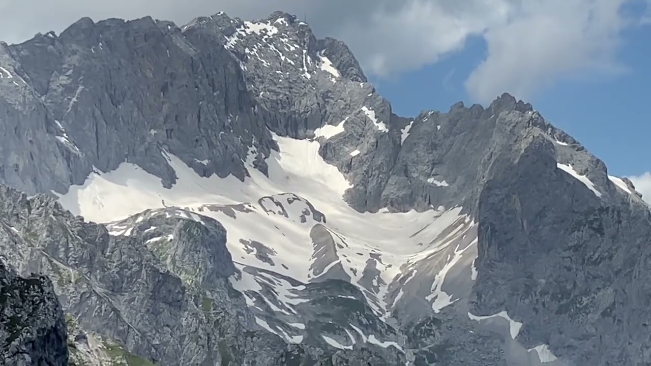 Von der Höllentalangerhütte über die Rinderscharte zum Osterfelderkopf
