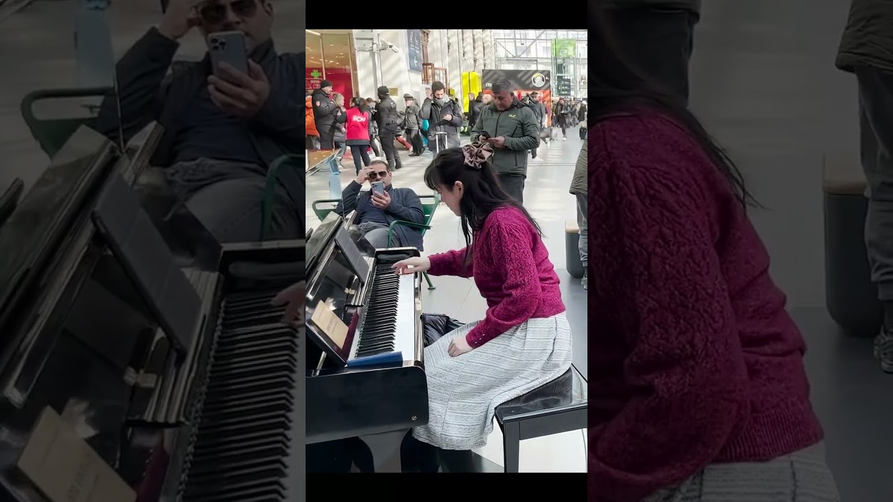 Street Piano in Paris-La Campanella (Liszt) #Classic #Piano #shorts Yuki Kondo